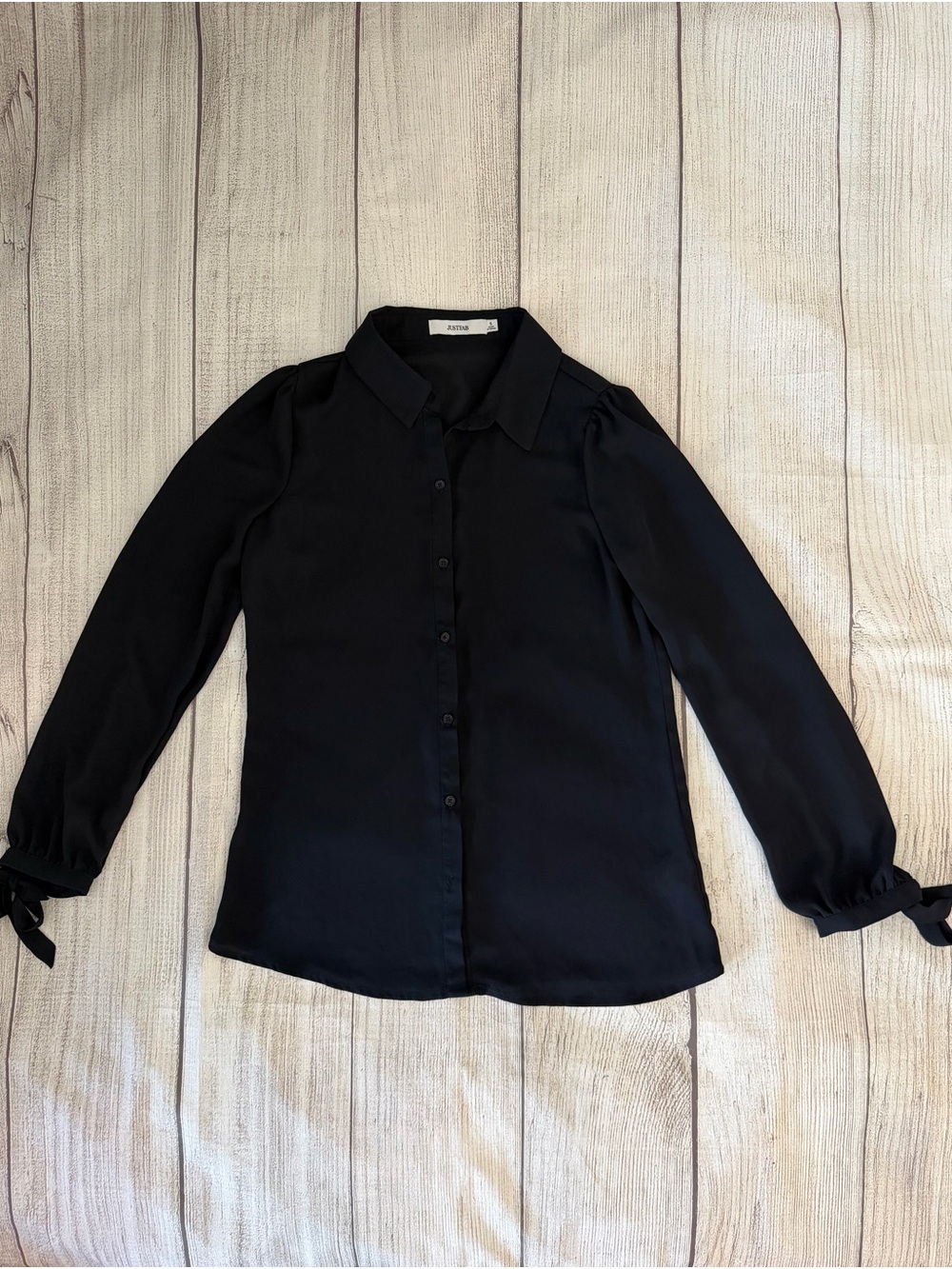 JUSTFAB Women’s Navy Long Sleeve Button Down Blouse Professional Size Small
